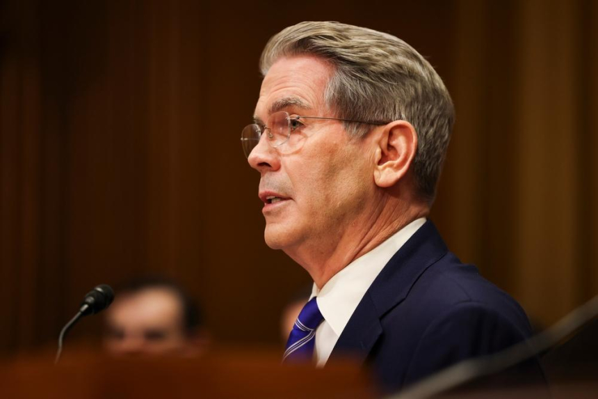  베센트 재무장관, 크립토 산업 긍정적 평가하며 '미국은 디지털 자산의 최고 목적지 되어야' 강조 / 셔터스톡 