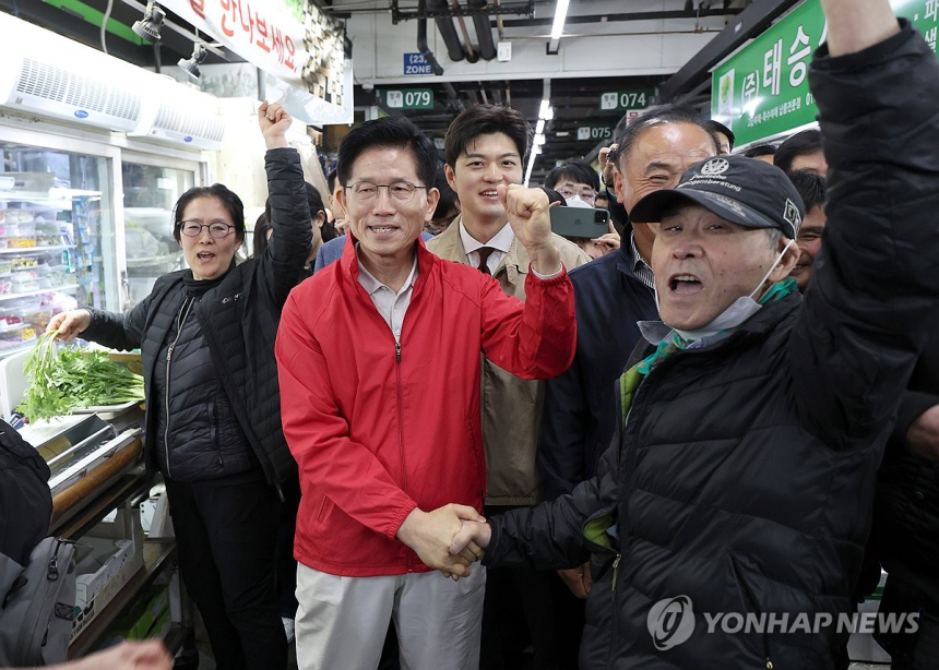  김문수 대선 후보, '가상자산 ETF 허용' 공약...제도권 진입 탄력