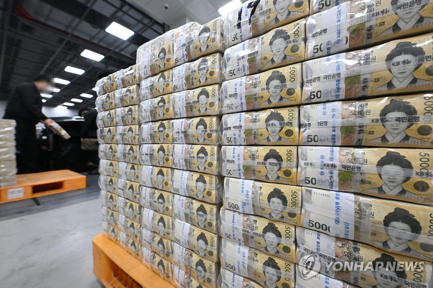 비자카드로 스테이블코인 결제… 실물화폐 입지 좁아진다