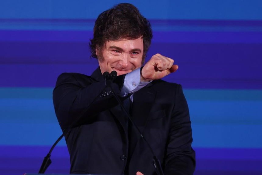  아르헨 대통령 밀레이, 암호화폐 사기 혐의로 자금 기록 조사받는 가운데 중재 회의 불참