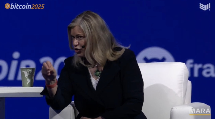  [비트코인2025] 루미스 상원의원 “비트코인 보유로 美 국가부채 절반 감축 가능”…전략비축·과세개혁 의지 밝혀