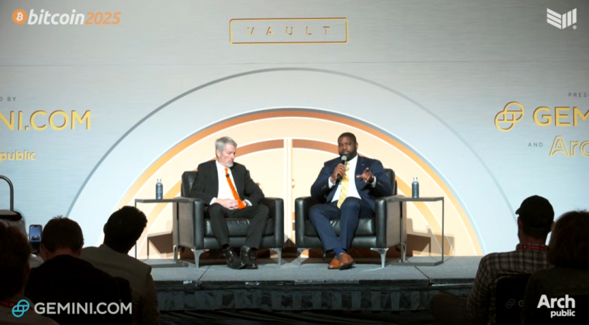  [비트코인2025] 마이클 세일러 “96%의 상장사는 좀비 기업…비트코인만이 회생의 길”