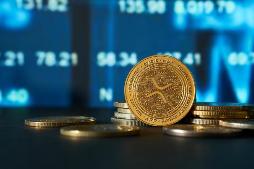  리플(XRP), FOMC 회의 직후 3.3% 상승하며 2.21달러 기록... 거래량 두 배 이상 증가