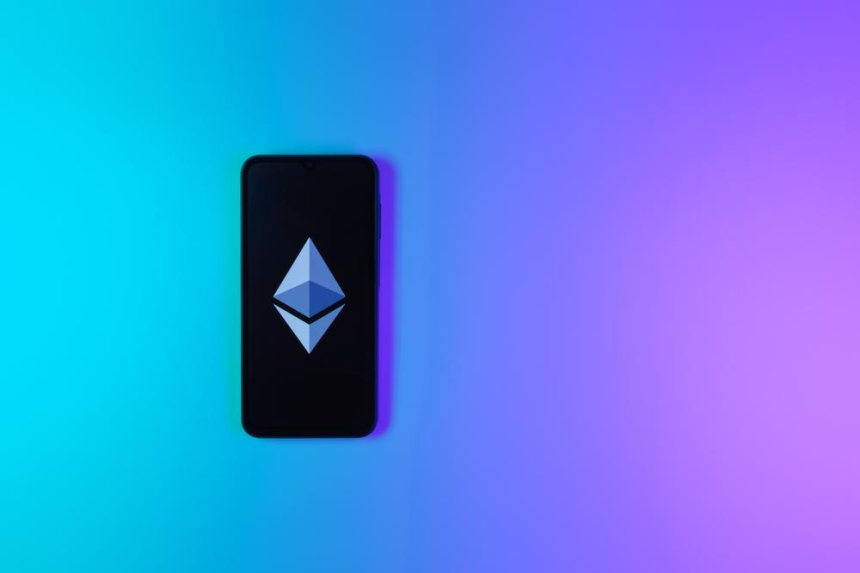  번스타인 애널리스트, 이더리움이 비트코인 너머 블록체인 금융 혁신 주도한다며 관심 촉구