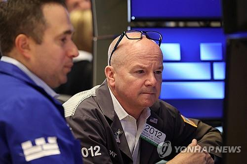  미 상원, 스테이블코인 공식 인정…코인베이스 주가 16% 급등