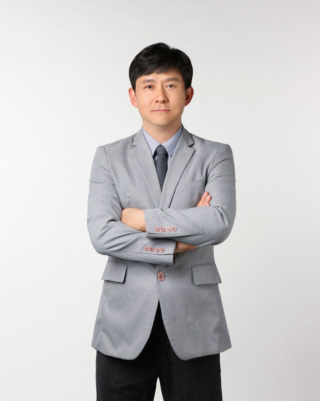 “지금 같은 변동성장엔 전략이 답이다”… 퍼스트투자그룹 유지윤 전문가, 서울경제TV서 30년 실전 투자 노하우 전격 공개