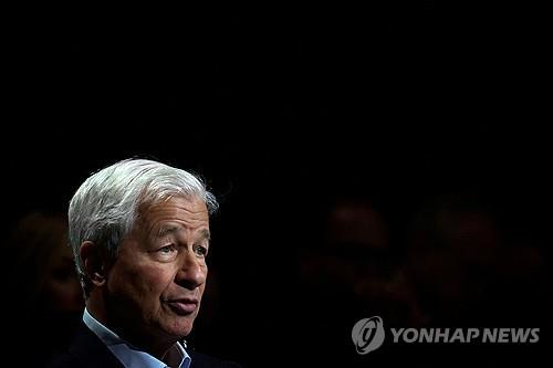  JP모건 다이먼 “스테이블코인, 완전히 외면하진 않겠다”…비판 속에도 탐색 신호