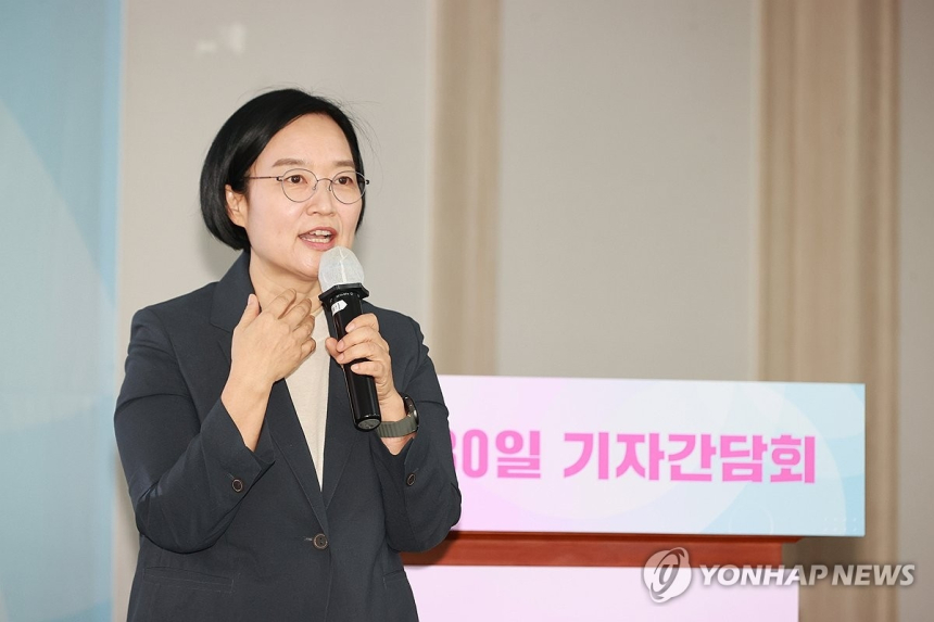  정부, 40조 벤처투자 대담한 승부수…AI·K뷰티·스마트공장 전방위 지원