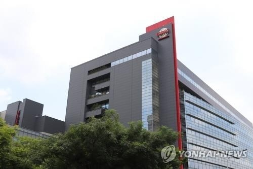  TSMC, 2나노 수율 60% 달성…애플, 아이폰18 칩 절반 예약