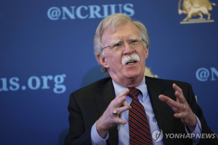  트럼프 노벨평화상 도전에 볼턴 일침…“실질 외교 성과 없어”