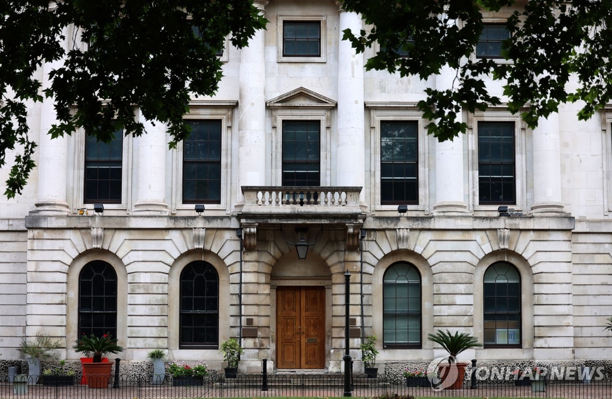 중국, 런던 도심에 유럽 최대 대사관 추진…영국 안보·인권 논란 가열