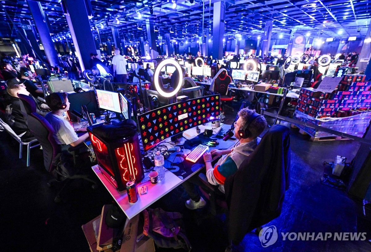 게임스컴 2025 기대감에 국내 게임株 동반 상승…크래프톤·펄어비스 강세