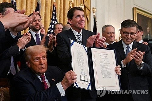 미 은행업계, 스테이블코인 이자 지급에 제동…“예금 유출 현실화 우려”