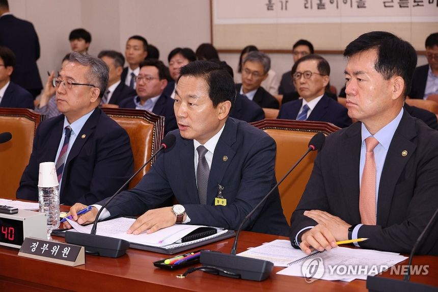  국방에 AI 참모 뜬다… 전투·정책 결정까지 인공지능이 보좌