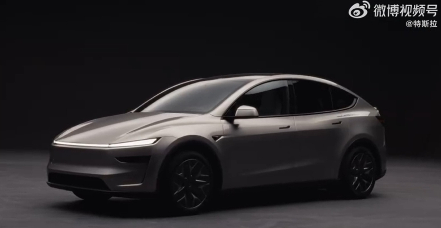  테슬라, 중국 맞춤형 '모델 Y L' 공개…6인승 확장으로 현지 공략