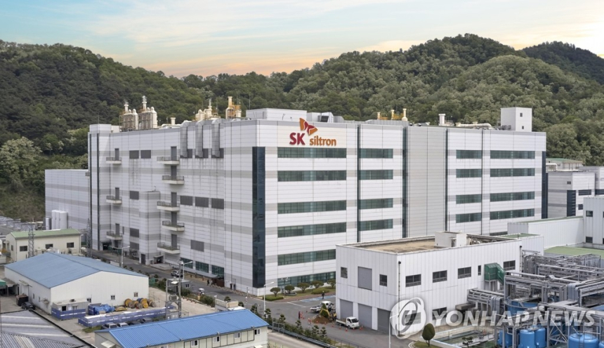 AI 반도체 수혜 본 SK실트론, 2분기 영업이익 42% 급등