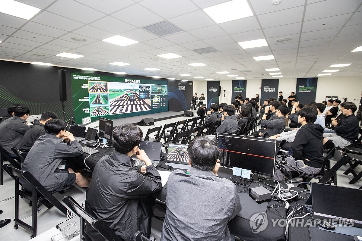  현대차그룹, 자율주행 AI 인재 확보 박차…최고 3천만 원 상금 쏜다 / 연합뉴스 
