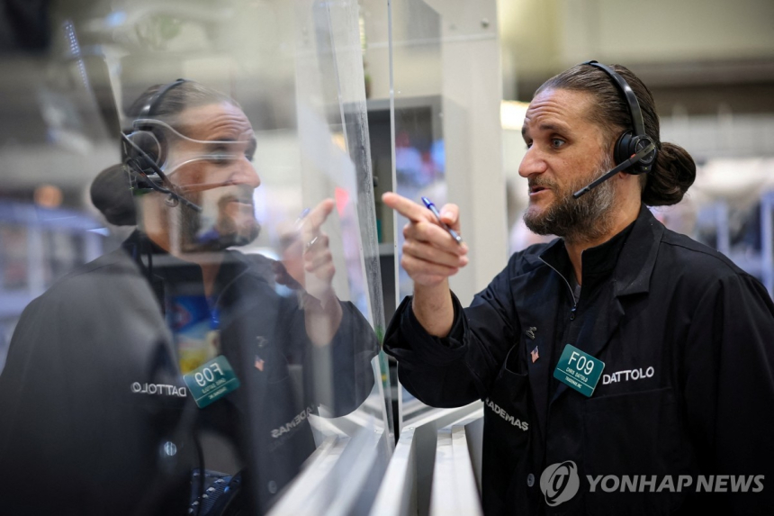 오라클, 실적 서프라이즈에 주가 39% 폭등…AI 수혜株 급등