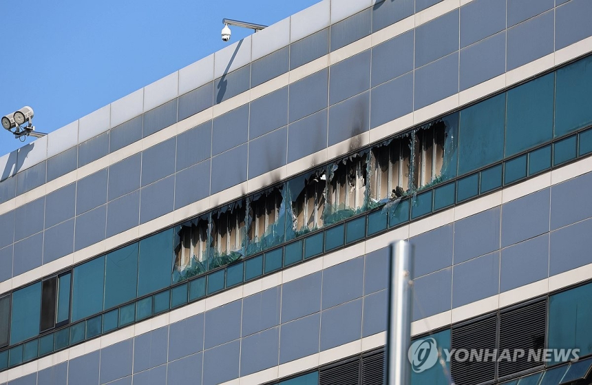  국가 전산망 화재에 경남 행정 시스템 '셧다운'…민원 마비 이어 복구 중