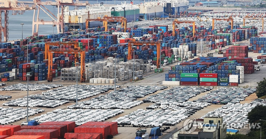  반도체 힘입어 ICT 수출 11.1%↑…8월 기준 사상 최대 기록