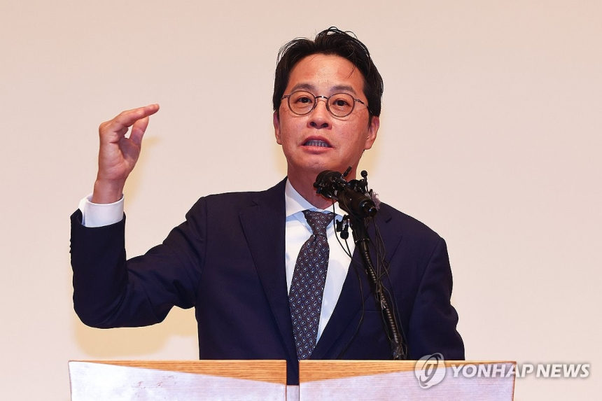  롯데카드 개인정보 유출 297만 건…대표 사퇴·보안 투자 확대