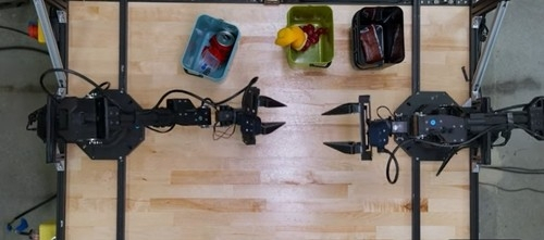  구글 AI 기술 공개에 로봇株 급등…에브리봇, 장중 1년 최고가 돌파