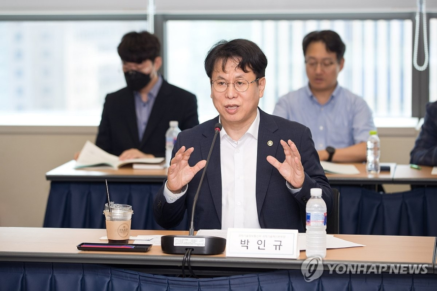  기초연구 예산 3조 4천억 원…과제 2만 4천여 건 공모, 제도도 유연하게 개편