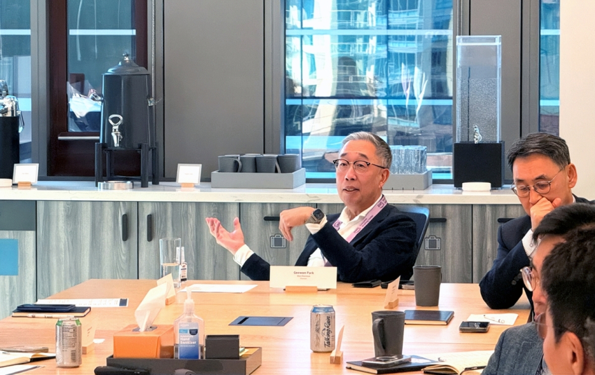  두산그룹, AI 전사 전략 본격화…아마존·엔비디아와 협업 타진