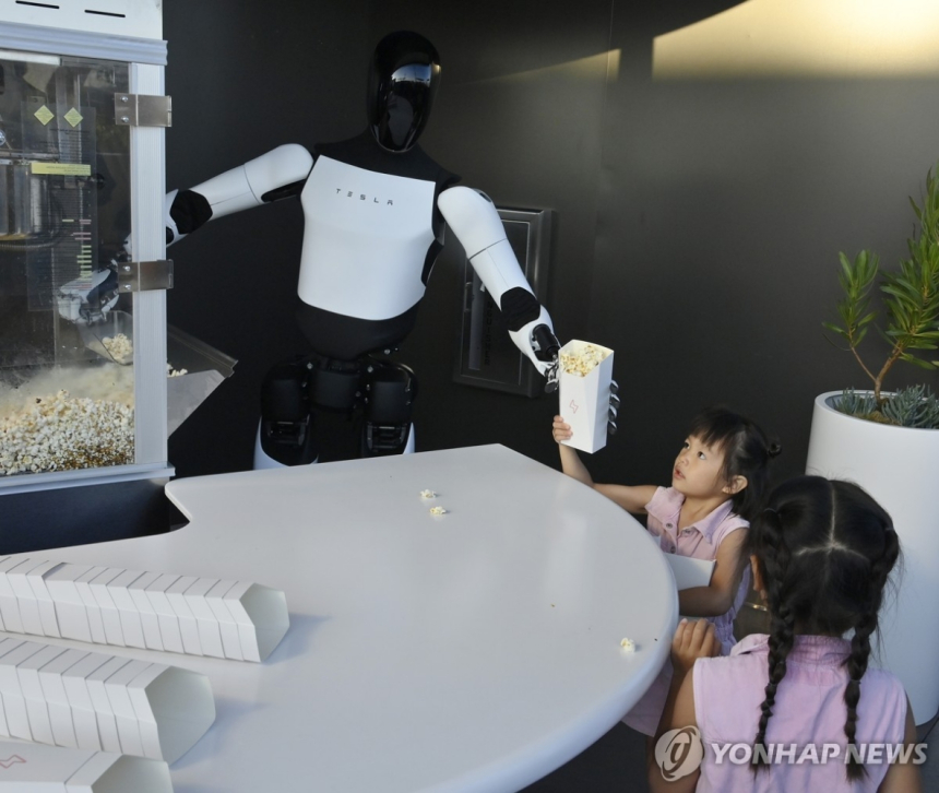  일론 머스크 “테슬라 로봇이 기업가치 80% 차지할 것”