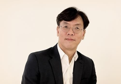  카카오톡에 챗GPT 탑재…편의성 확대 vs 프라이버시 논란