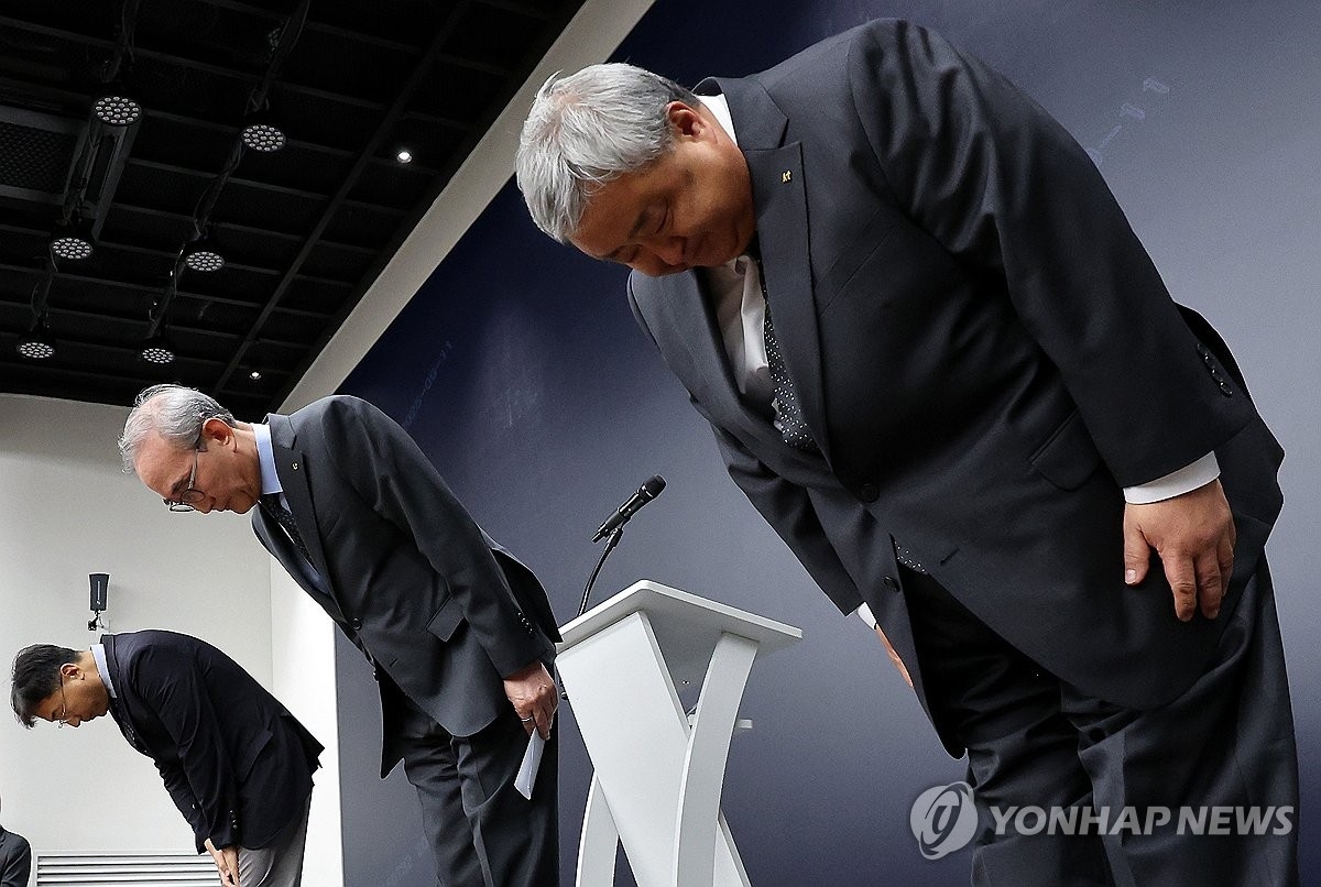 KT 소액결제 사태에도 '이탈 제한'…번호이동 220명 증가 그쳐