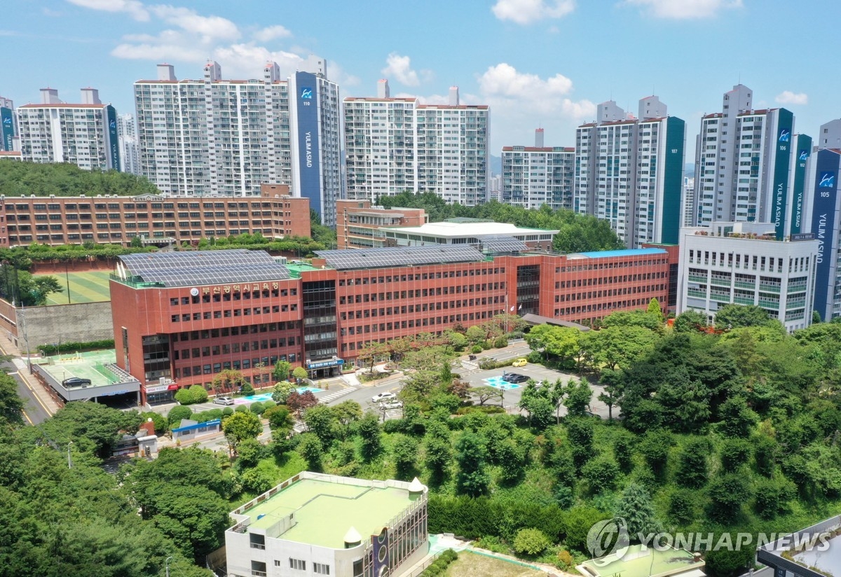 국가전산망 화재에 '학교 행정 마비'… 졸업증명도 수기 발급