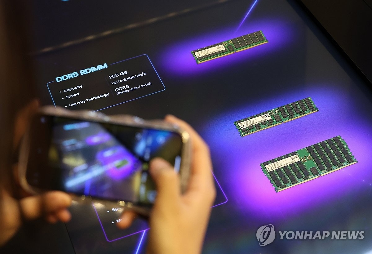 AI發 메모리 대란 현실화…삼성·SK, '슈퍼사이클' 타고 상승가도
