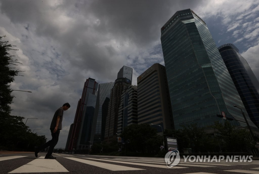  이화전기·이트론, 상장폐지 앞두고 주가 폭락…정리매매 첫날 90% 급락