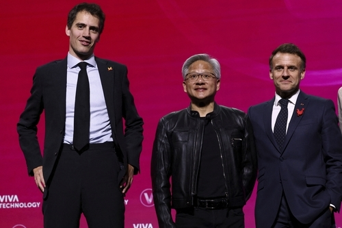  ASML 투자에 미스트랄 AI 기업가치 19조 원 돌파…유럽 AI 반격 신호탄