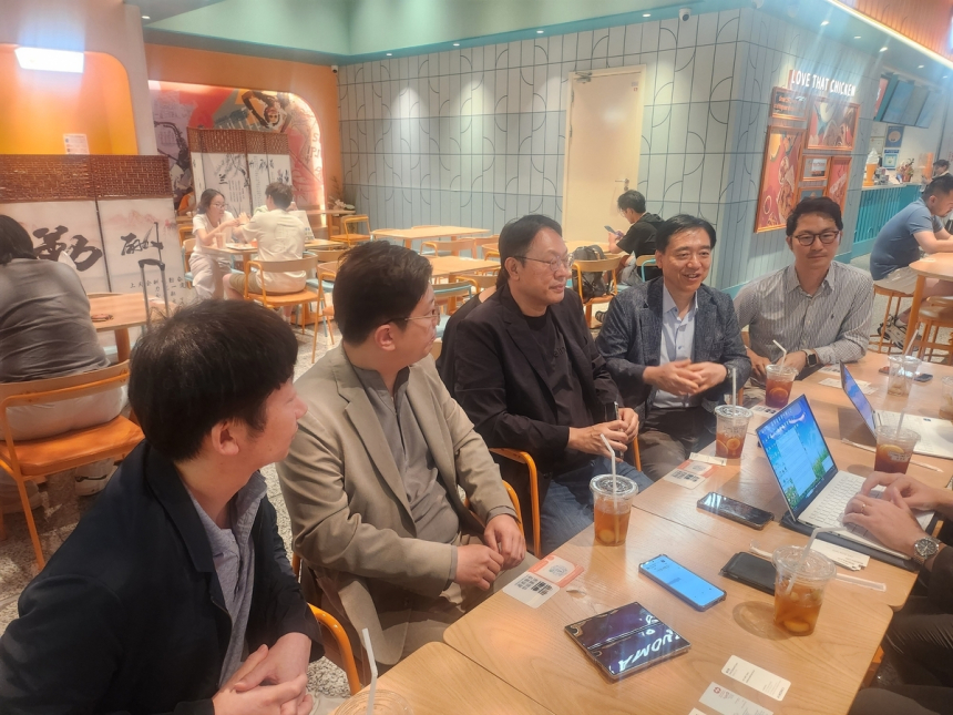  경기도 AI 기업, 中 텐센트·세븐스로보틱스와 협력 논의…“기대 이상 성과”