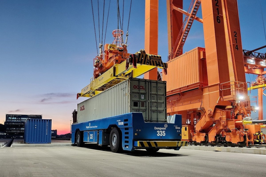  부산항, 네이버클라우드 손잡고 'AI 스마트 항만' 시동