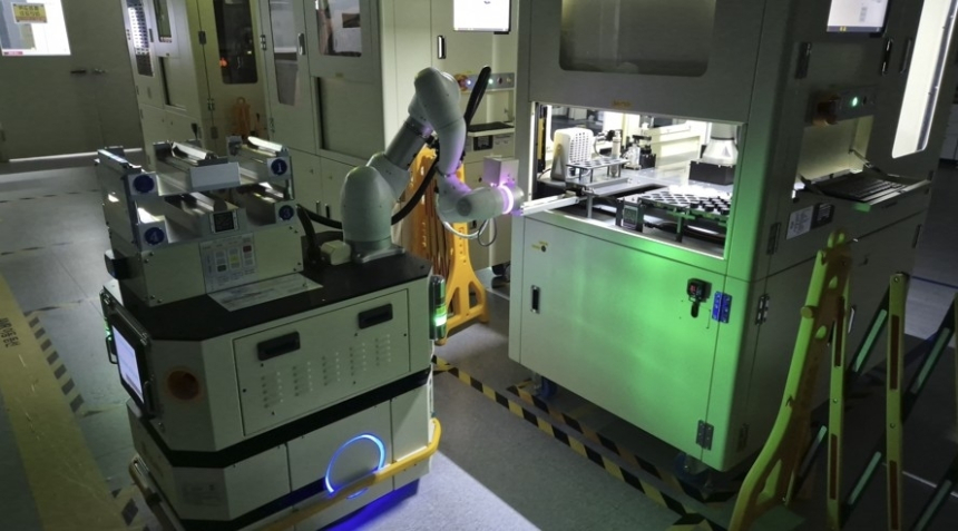  LG화학, 국내 첫 '로봇 실험실' 가동…차세대 배터리 R&D 속도전 돌입