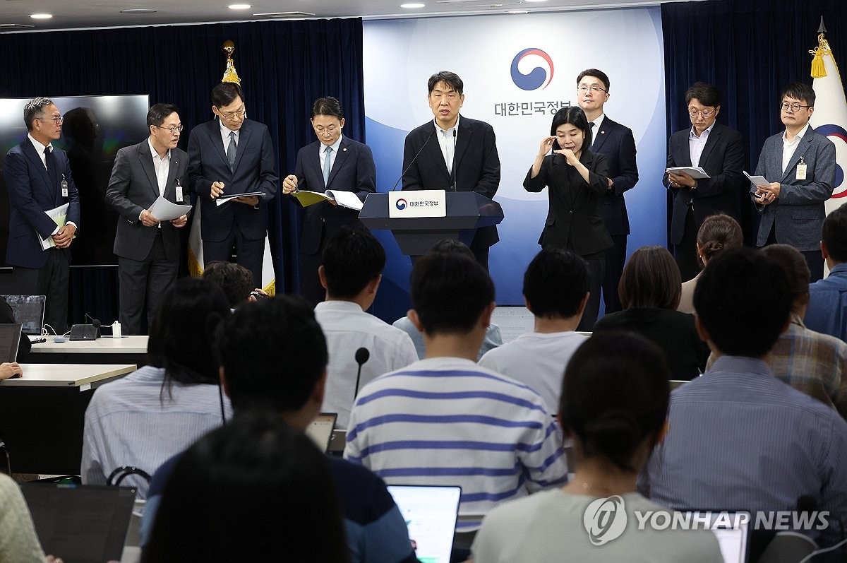 KT 서버 해킹, 소액결제 사태서 사이버 안보 위기로 번졌다