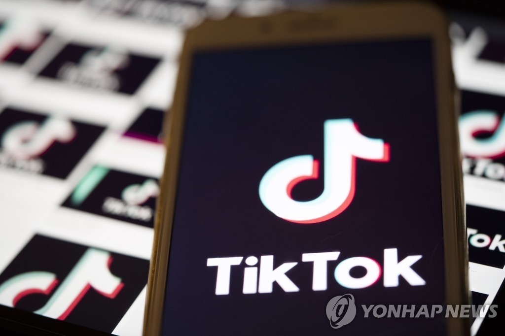 트럼프, 틱톡 美 매각 시한 또 연장?…미중 회담 변수 부상