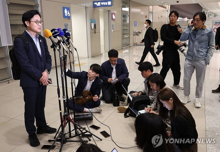 美, 한국 대미 투자에 '전액 현금' 요구 완화…외환시장 우려 반영된 협상 전개
