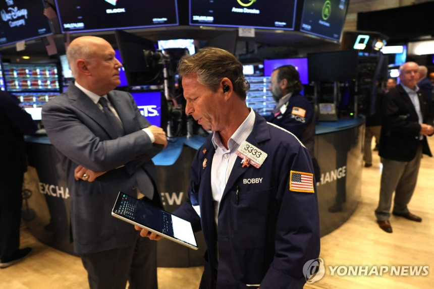 AI는 오른다, 정부는 멈춘다… 뉴욕증시 혼조세