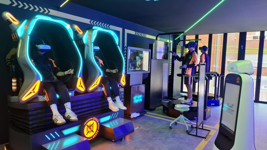  부산 SW·AI 센터, 개관 6개월 만에 2.5만 명 방문…디지털 교육 국제 모델로 주목