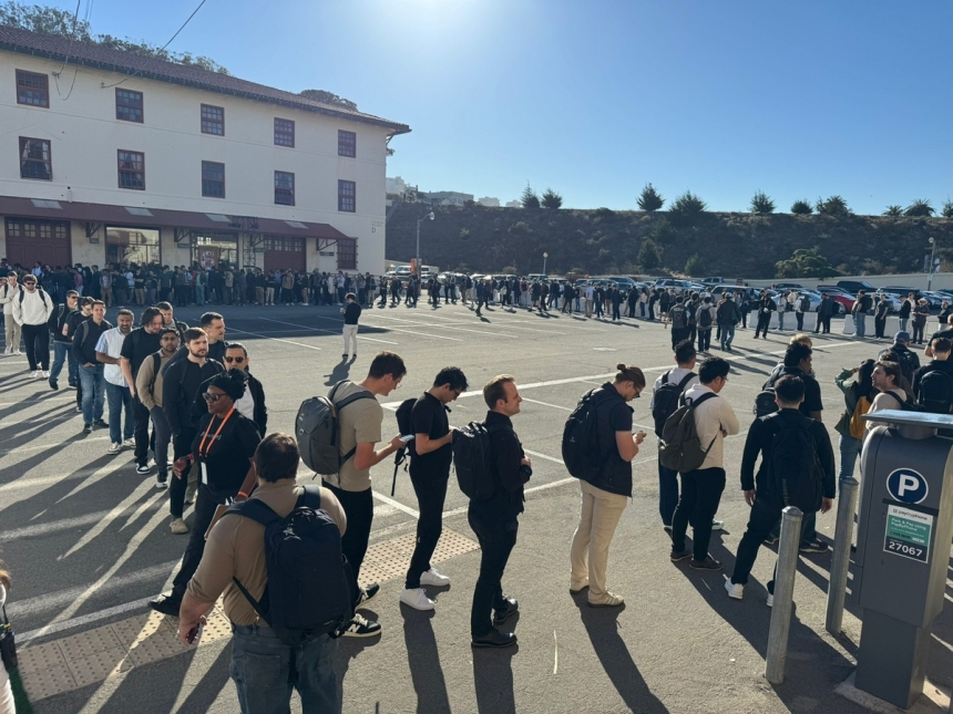 챗GPT, 주간 사용자 8억 돌파… 오픈AI, 개발자 생태계 강화