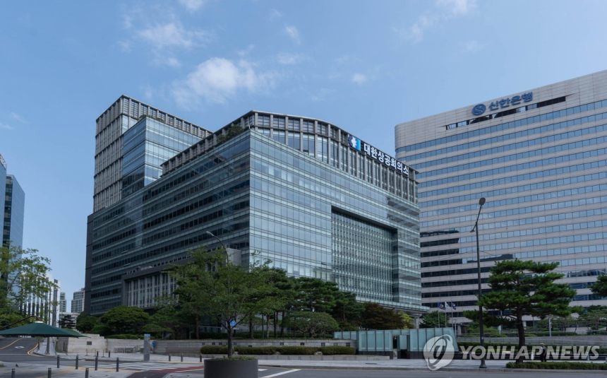  코스피 오르는데 벤처캐피탈은 짐 빠져… '투자 재원 확보' 62.8%가 어렵다 / 연합뉴스 