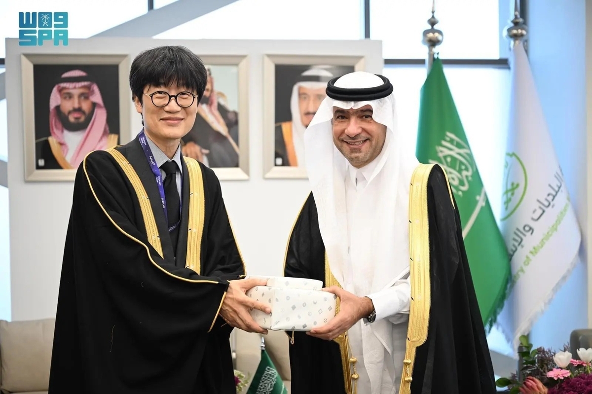 네이버, 사우디와 손잡고 '디지털 도시+스테이블코인' 협력 시동