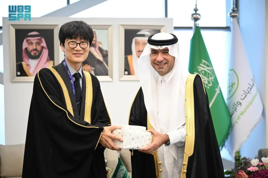  네이버, 사우디와 손잡고 '디지털 도시+스테이블코인' 협력 시동