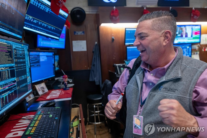 구글 AI '제미나이' 효과… 나스닥 급등, 알파벳 시총 3위 탈환