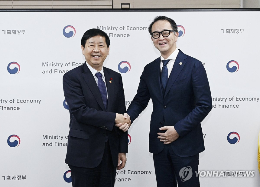 암로, 한국 올해 성장률 1% 전망… 기준금리 인하 여지도 시사