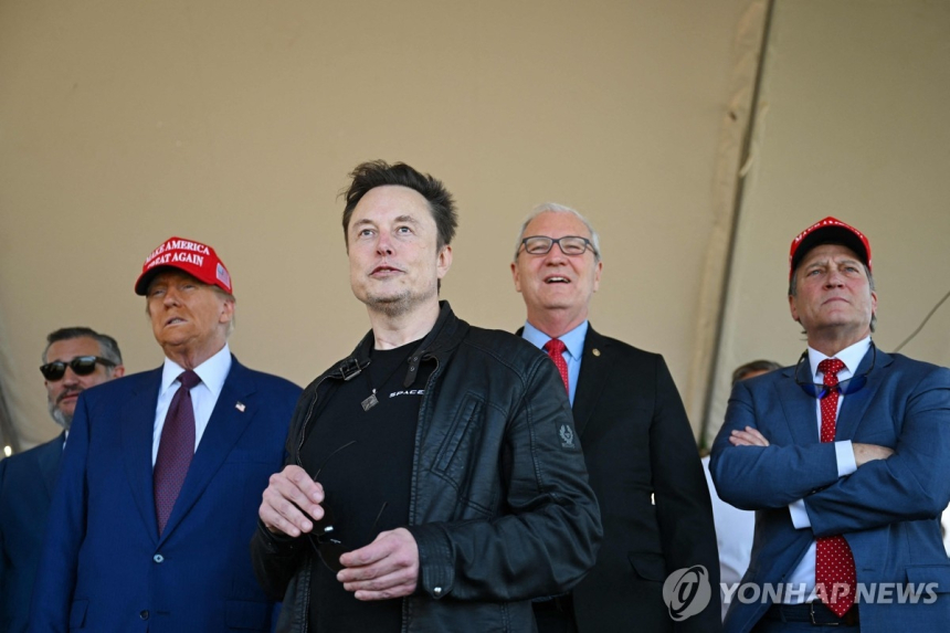  스페이스엑스, 기업가치 8천억 달러 돌파 눈앞… IPO 가능성도 급부상